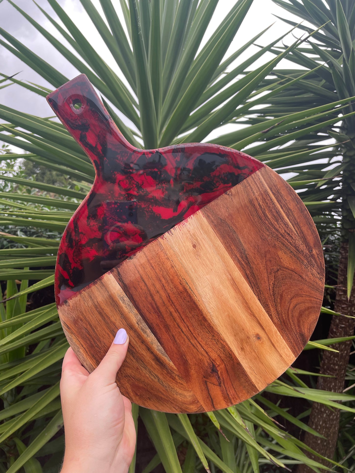 Serving Board - Red and Black