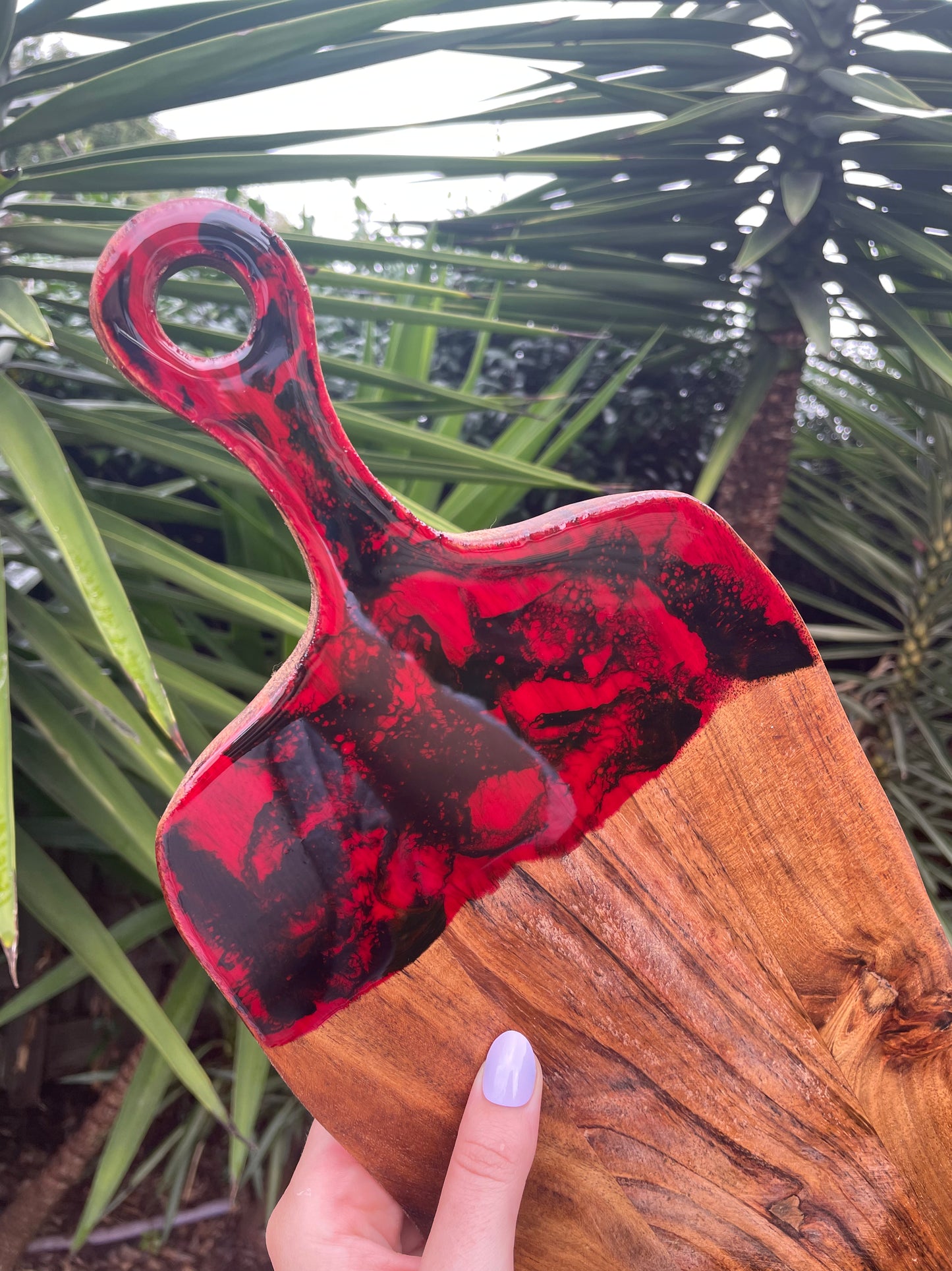 Serving Board - Red and Black